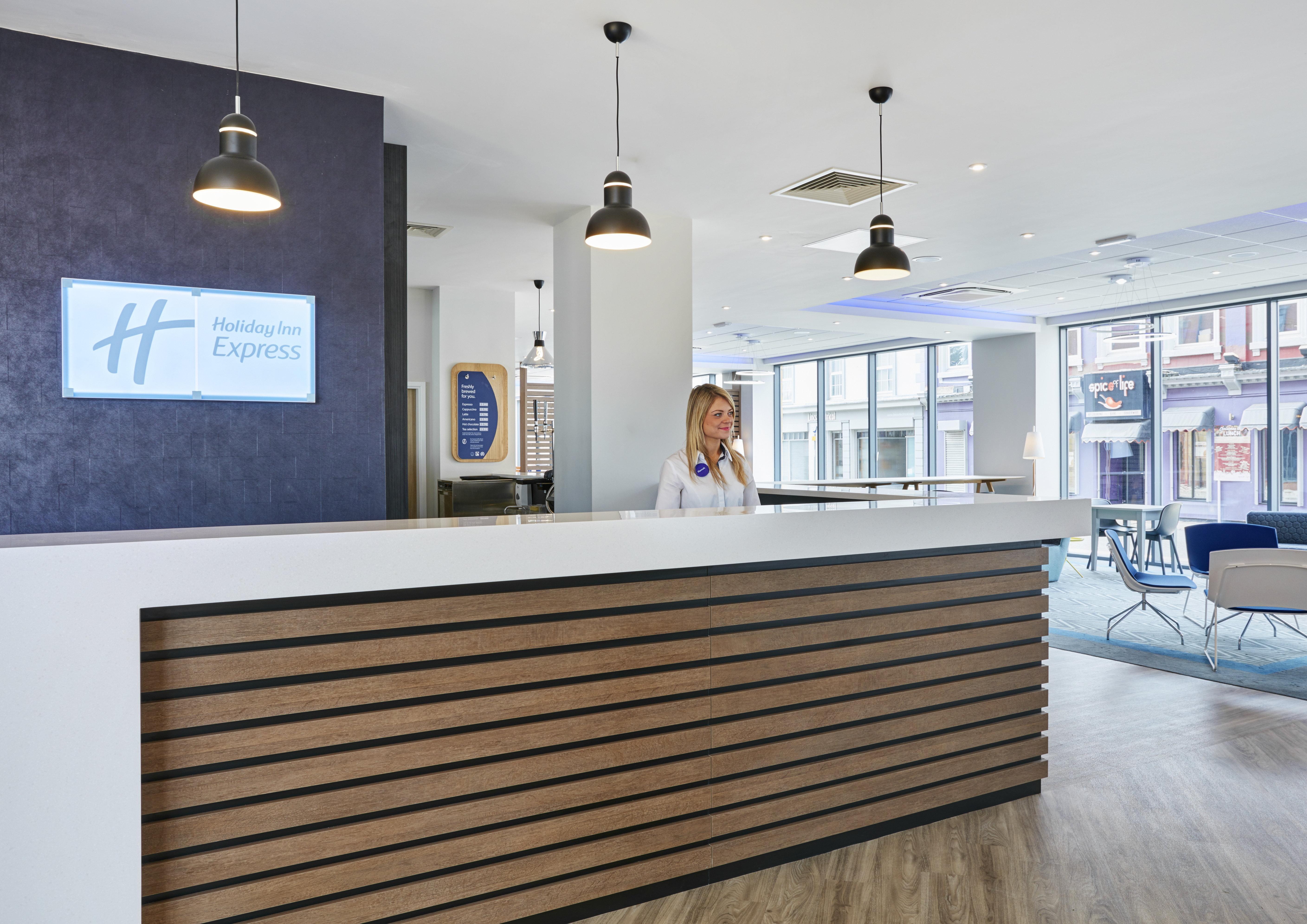 Holiday Inn Express Grimsby By Ihg Exterior foto