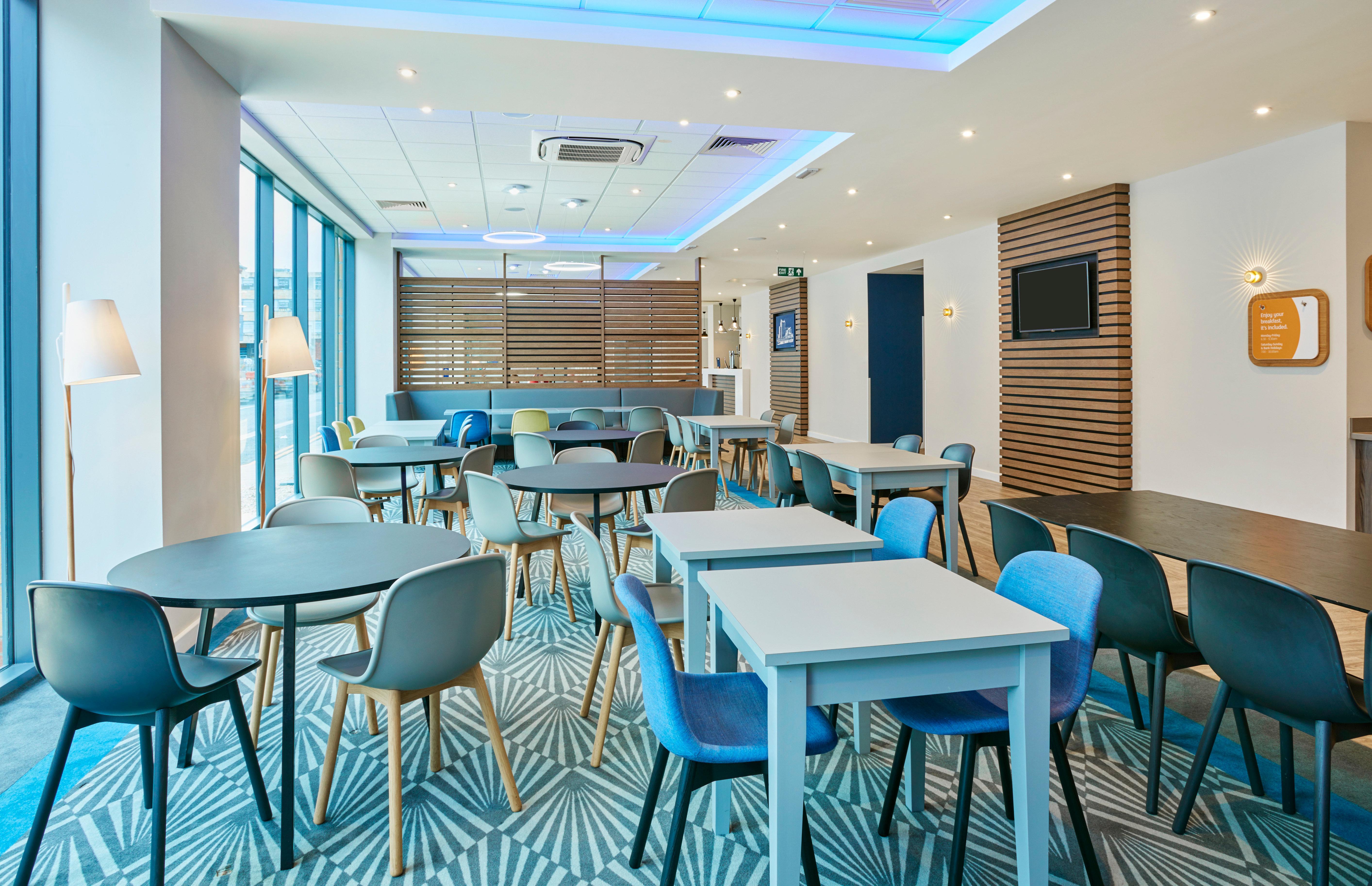 Holiday Inn Express Grimsby By Ihg Exterior foto