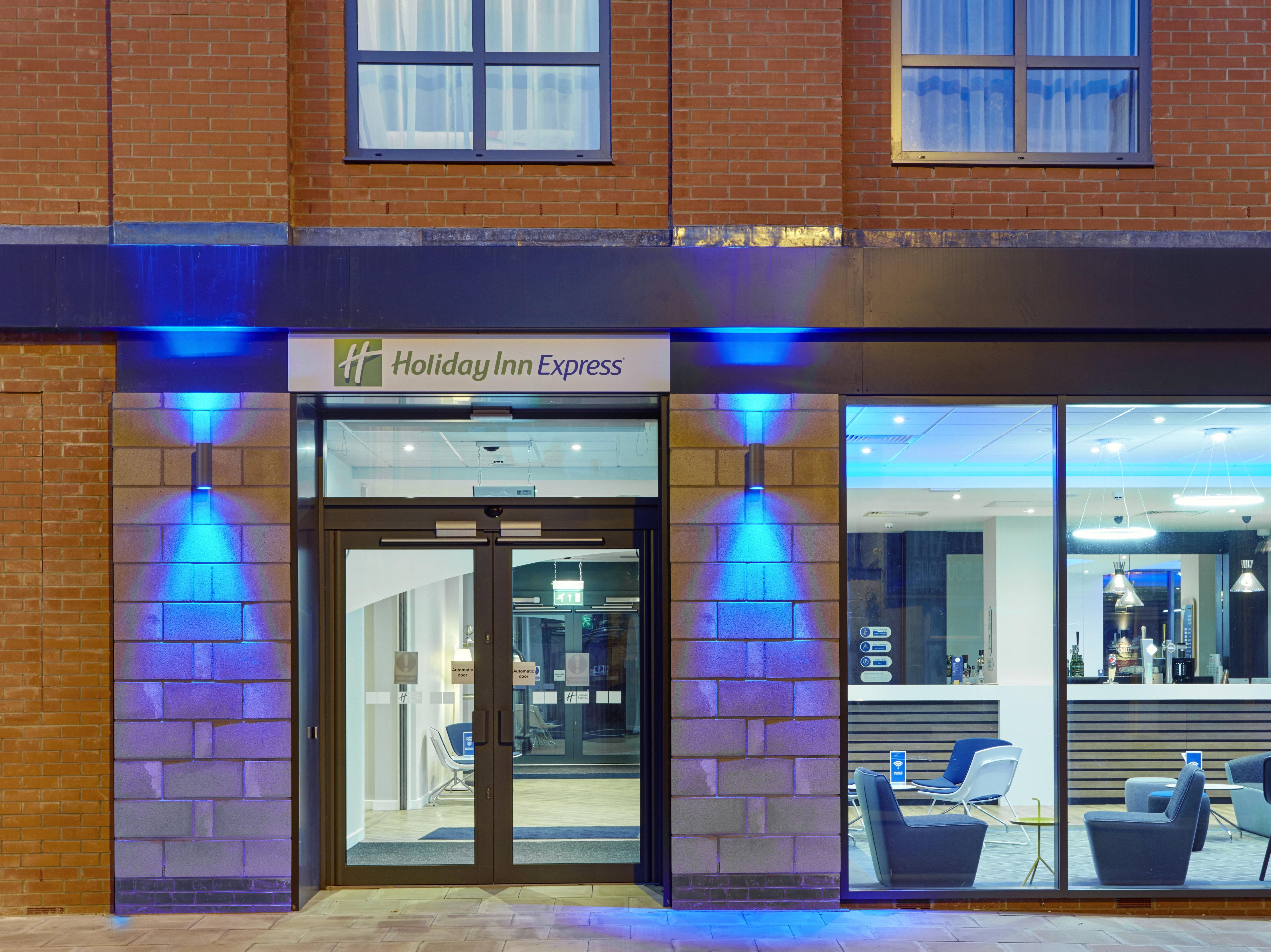 Holiday Inn Express Grimsby By Ihg Exterior foto